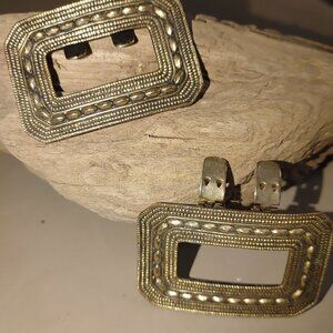 Tiptoe Set Gold Tone Ornate Rectangular Shoe Clips Scraf Art Deco Vintage Pair
